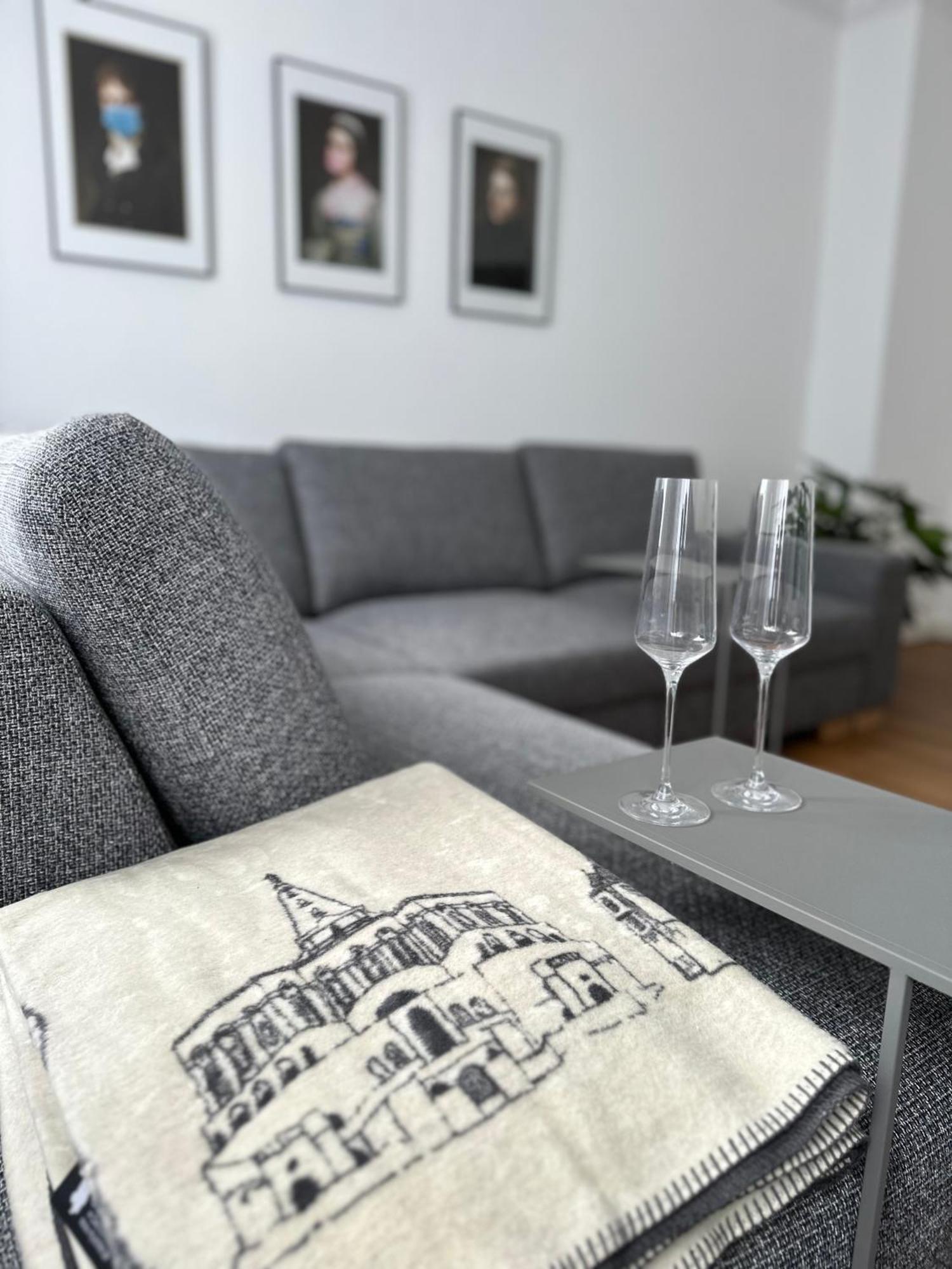 Apartment In Bad Wilhelmshoehe Mit Grossem Balkon Im Gruenen Und Kostenfreien Parkplaetzen Kassel Ngoại thất bức ảnh